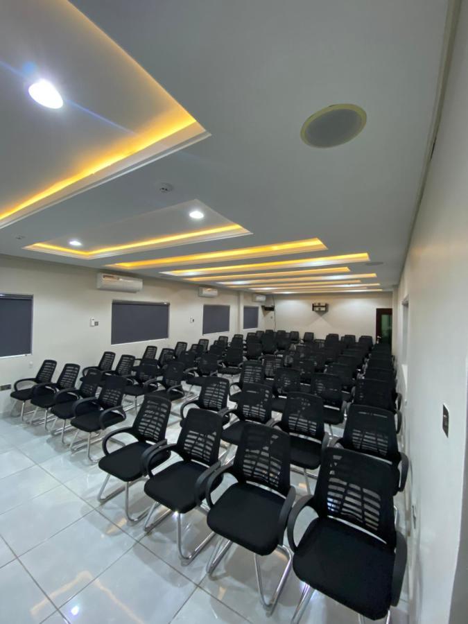 Emmaag Hotel, Ibadan Kültér fotó