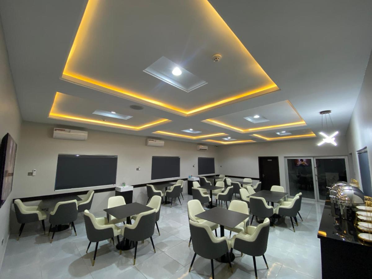 Emmaag Hotel, Ibadan Kültér fotó