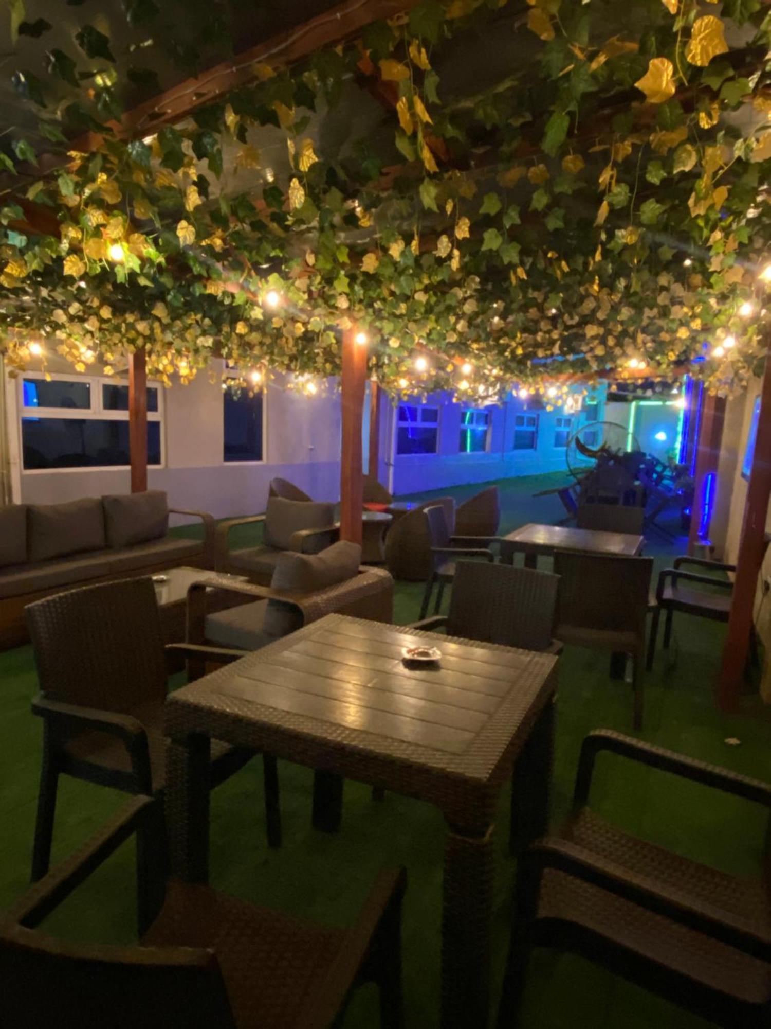 Emmaag Hotel, Ibadan Kültér fotó
