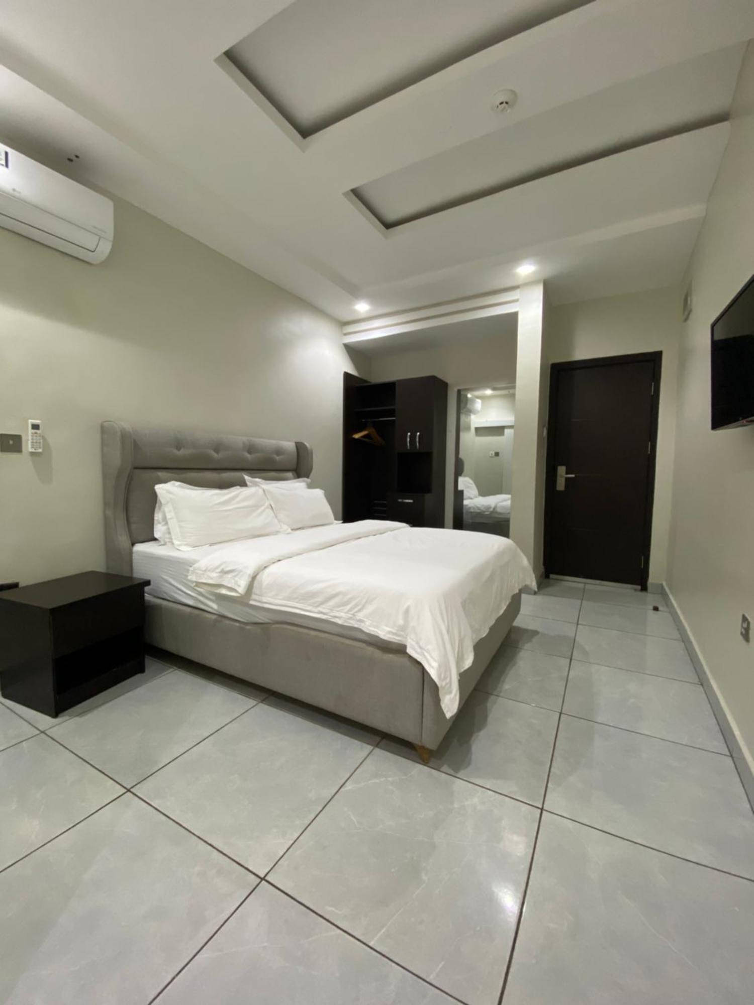 Emmaag Hotel, Ibadan Kültér fotó